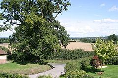Clutton, Cheshire httpsuploadwikimediaorgwikipediacommonsthu