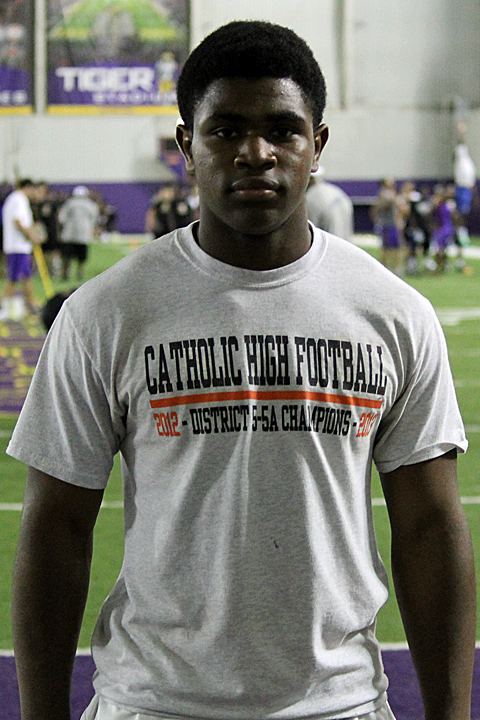 Clyde Edwards BR Catholics 2017 RB Clyde EdwardsHelaire run from Jamboree