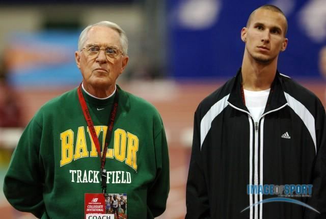 Clyde Hart RunnerSpacecomPro News Jeremy Wariner back together