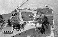 Coast Guard Station Sturgeon Bay httpsuploadwikimediaorgwikipediacommonsthu