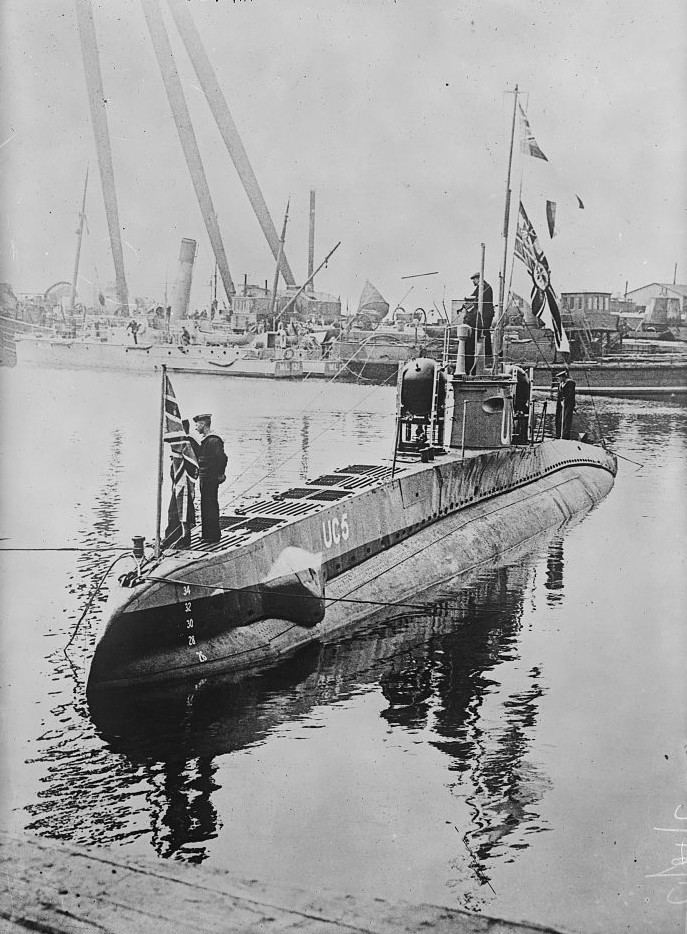 Coastal submarine