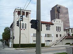 Coca-Cola Bottling Plant (Fort Lauderdale, Florida) httpsuploadwikimediaorgwikipediacommonsthu