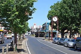 Colac, Victoria httpsuploadwikimediaorgwikipediacommonsthu