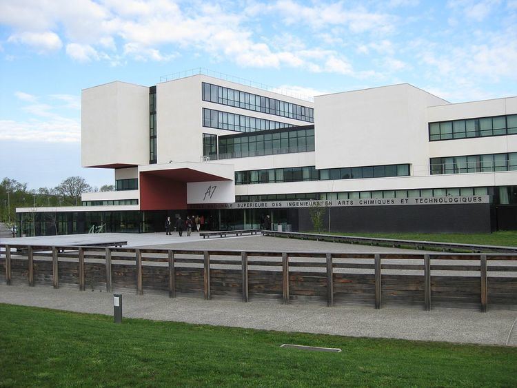 École nationale supérieure des ingénieurs en arts chimiques et technologiques