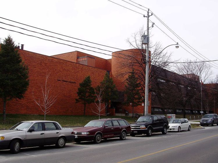 École secondaire Toronto Ouest