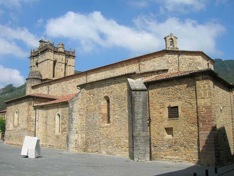 Colegiata de Santa María la Mayor (Salas)