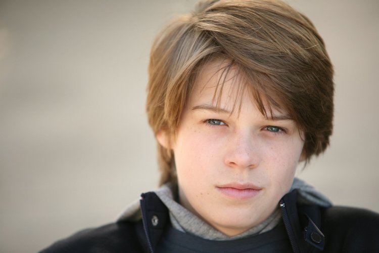 Colin Ford Colin Ford photo gallery 3 high quality pics of Colin