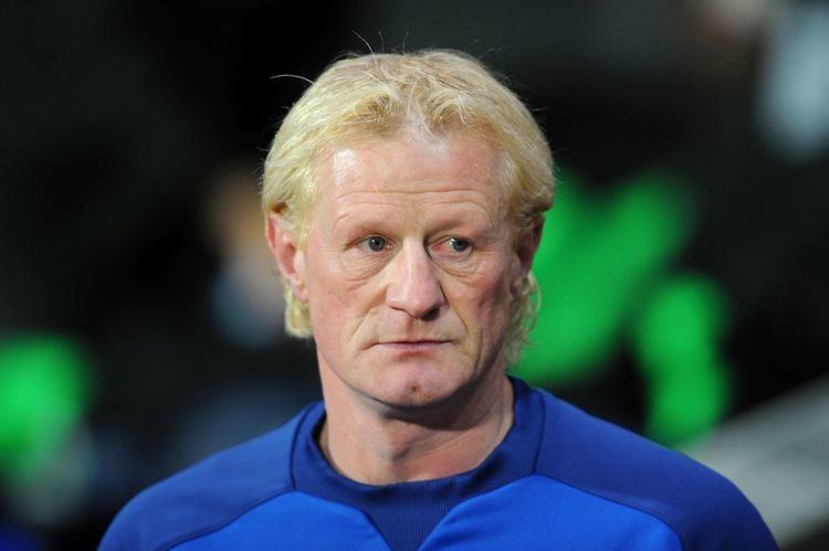Colin Hendry Colin Hendry is back with the exlover he was nearly jailed for STALKING