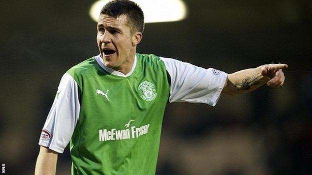 Colin Nish BBC Sport Dundee hold talks with Hartlepool striker