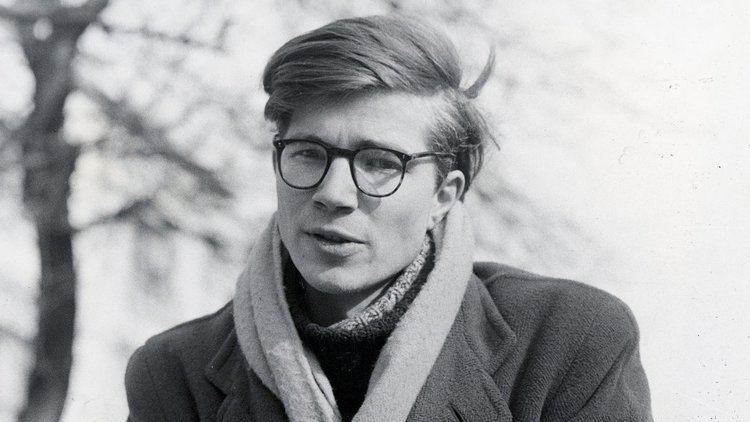 Colin Wilson Colin Wilson Author Acclaimed at 24 for 39The Outsider
