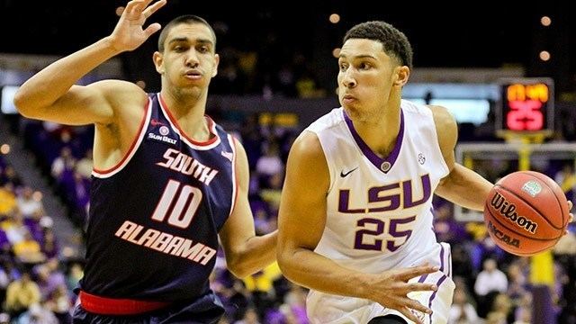 College basketball College basketball Three favorites emerge in Naismith Trophy race