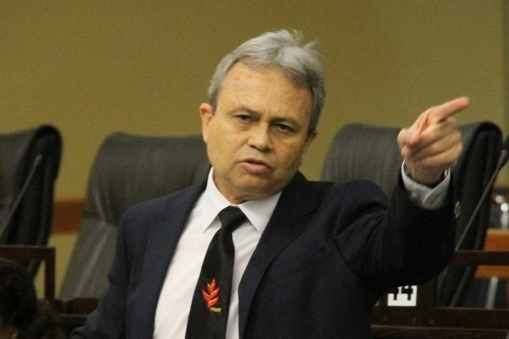 Colm Imbert Trinidad Opposition ends boycott but fails to get leader