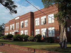 Colored Memorial School and Risley High School httpsuploadwikimediaorgwikipediacommonsthu