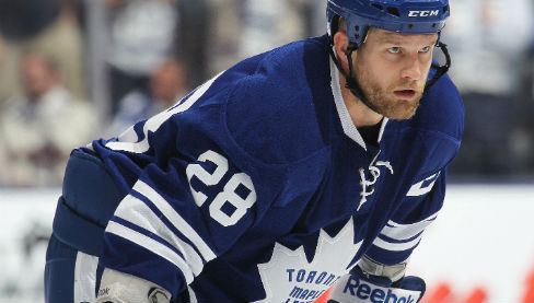 Colton Orr Leafs Sign Colton Orr Toronto Maple Leafs News