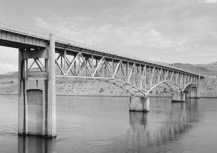 Columbia River Bridge (Bridgeport, Washington)