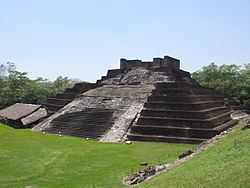 Comalcalco (archaeological site) httpsuploadwikimediaorgwikipediacommonsthu