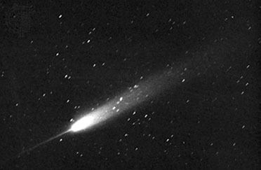 Comet Arend–Roland httpsmedia1britannicacomebmedia014301004