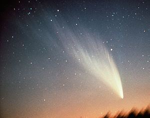 Comet West httpsuploadwikimediaorgwikipediacommonsthu