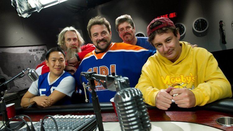 Comic Book Men A Comic Book Fan Reviews AMC39s Comic Book Men