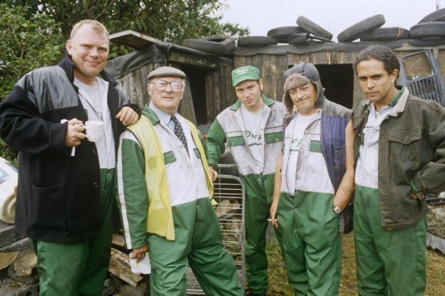 Common As Muck Real39 Common As Muck binman dies BBC News