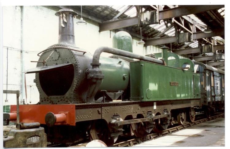 Condensing steam locomotive