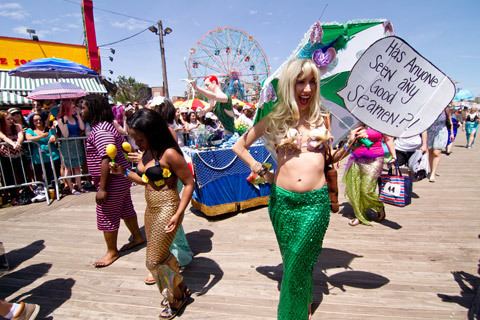 Coney Island Mermaid Parade pics from the 2014 Coney Island Mermaid Parade