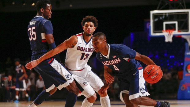 Connecticut Huskies men's basketball UCONNHUSKIESCOM No 18 UConn Falls in Close Battle to No 10