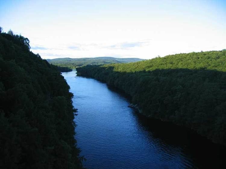 Connecticut River httpsuploadwikimediaorgwikipediacommons66