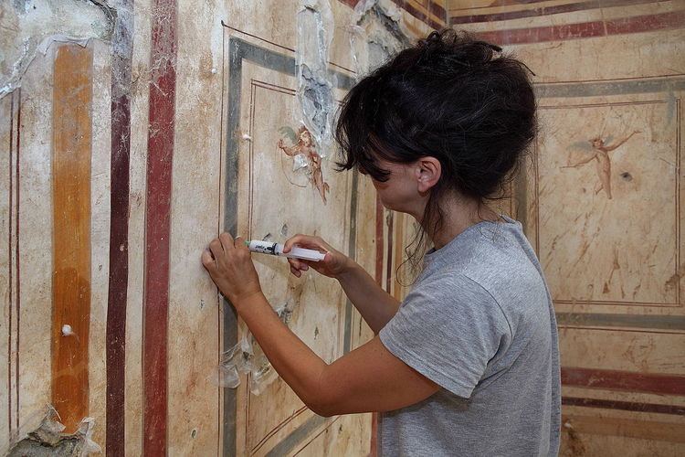 Conservation and restoration of frescos