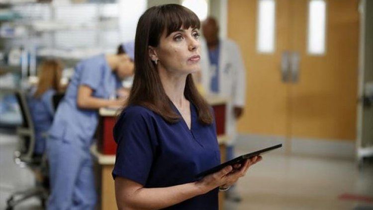 Constance Zimmer Greys Anatomys Constance Zimmer Previews Seattle Graces Sale