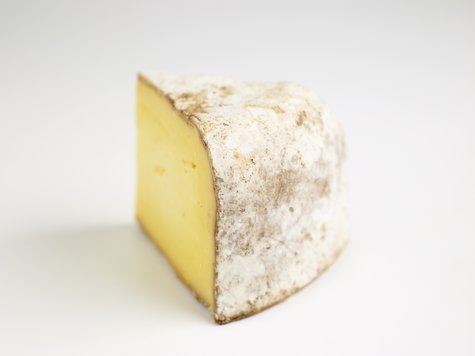 Coquetdale cheese wwwcheesewikicomsystemimages2412medium12678
