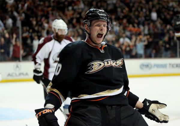 Corey Perry Ducks extend Corey Perry for eight years 69 million