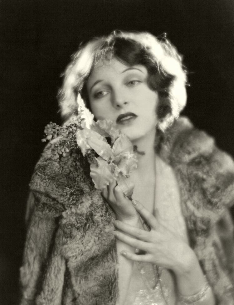 Corinne Griffith Divine Lady The