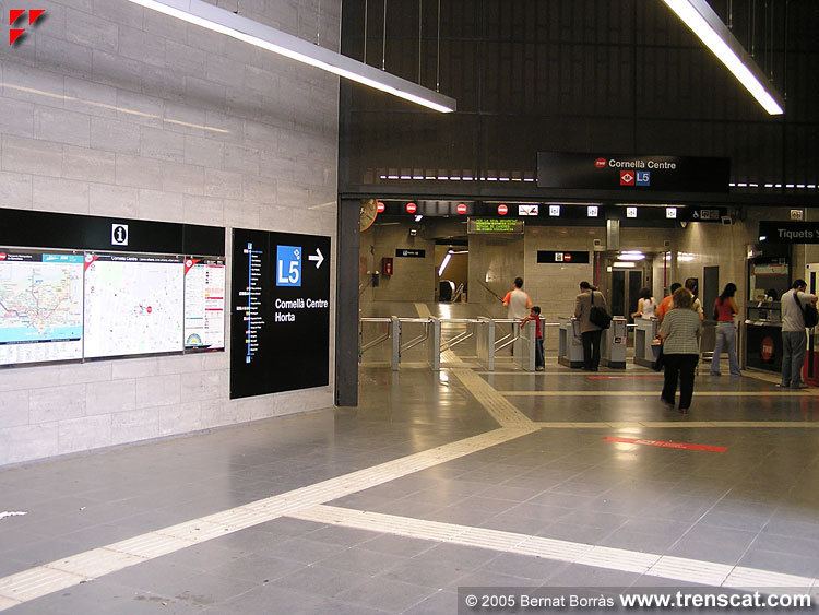 Cornellà Centre station wwwtrenscatcomtmbimagesmetrol5cornellacentr