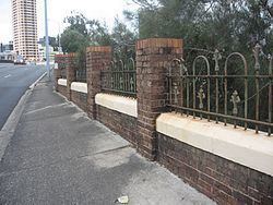Coronation Drive retaining wall httpsuploadwikimediaorgwikipediacommonsthu
