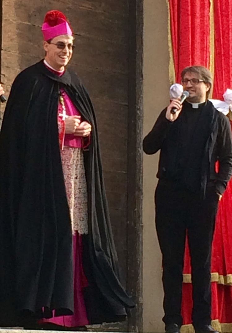 Corrado Sanguineti PAVIA La grande festa per larrivo in Diocesi del nuovo Vescovo