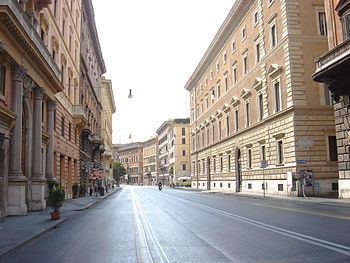 Corso Vittorio Emanuele II, Rome httpsuploadwikimediaorgwikipediacommonsthu