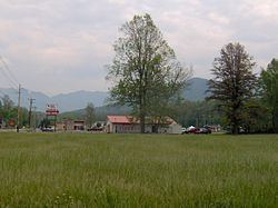 Cosby, Tennessee httpsuploadwikimediaorgwikipediacommonsthu