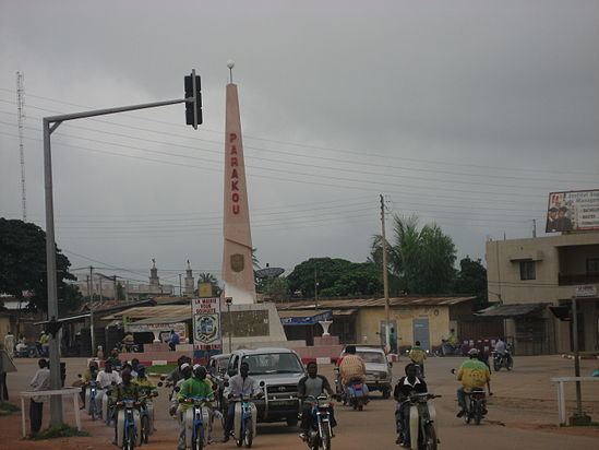 Cotonou Central Mosque uploadwikimediaorgwikipediacommonsthumb44b