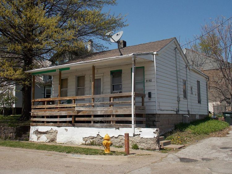 Cottage at 1514 and 1516 W. Second Street