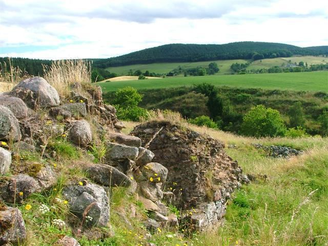 Coull Castle httpsuploadwikimediaorgwikipediacommonscc