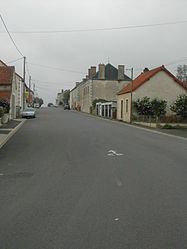Coulonges, Vienne httpsuploadwikimediaorgwikipediacommonsthu