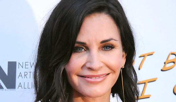 Courteney Cox What happened to Courteney Cox39s face Stuffconz