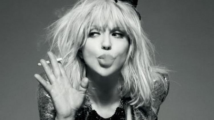 Courtney Love LISTEN Courtney Love Covers Radiohead39s 39Creep39 Howl