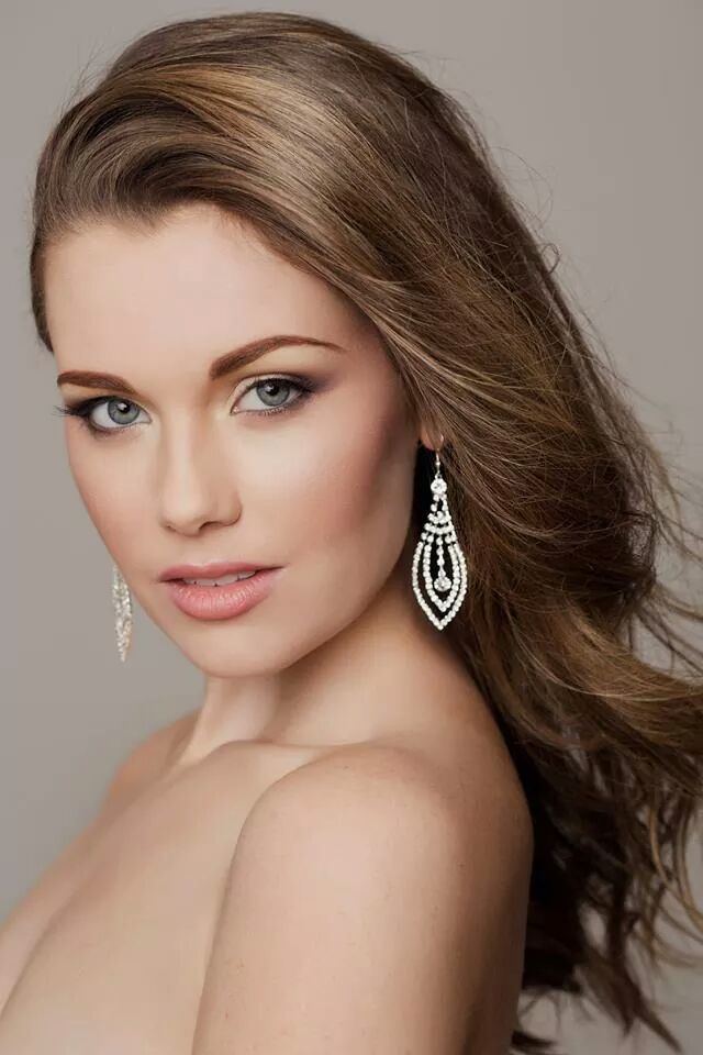 Courtney Thorpe Courtney Thorpe wins Miss World Australia 2014