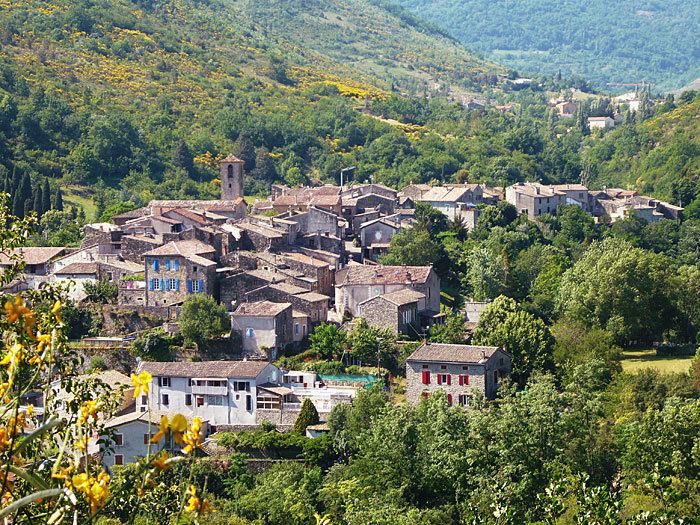 Coux, Ardèche wwwpatrimoineardechecomvisitesimagescoux01jpg