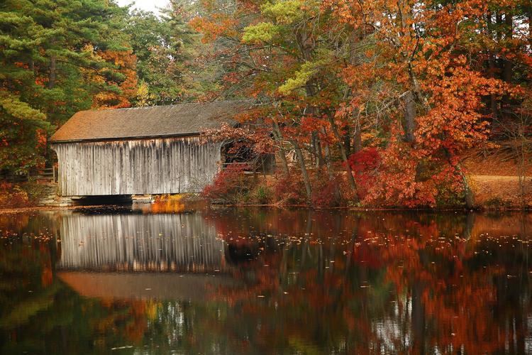 Covered bridge New England39s Covered Bridges Discover New England