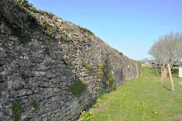 Cowbridge town wall