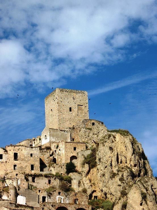 Craco Craco The Abandoned Medieval Ghost Town of Italy Ancient Origins