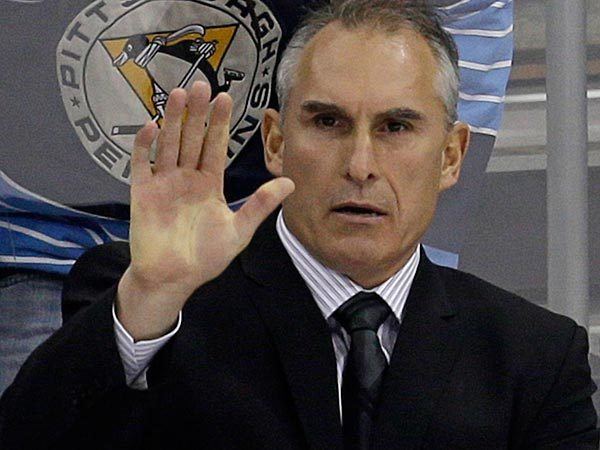 Former Philadelphia Flyers coach Berube to lead Chicago Wolves